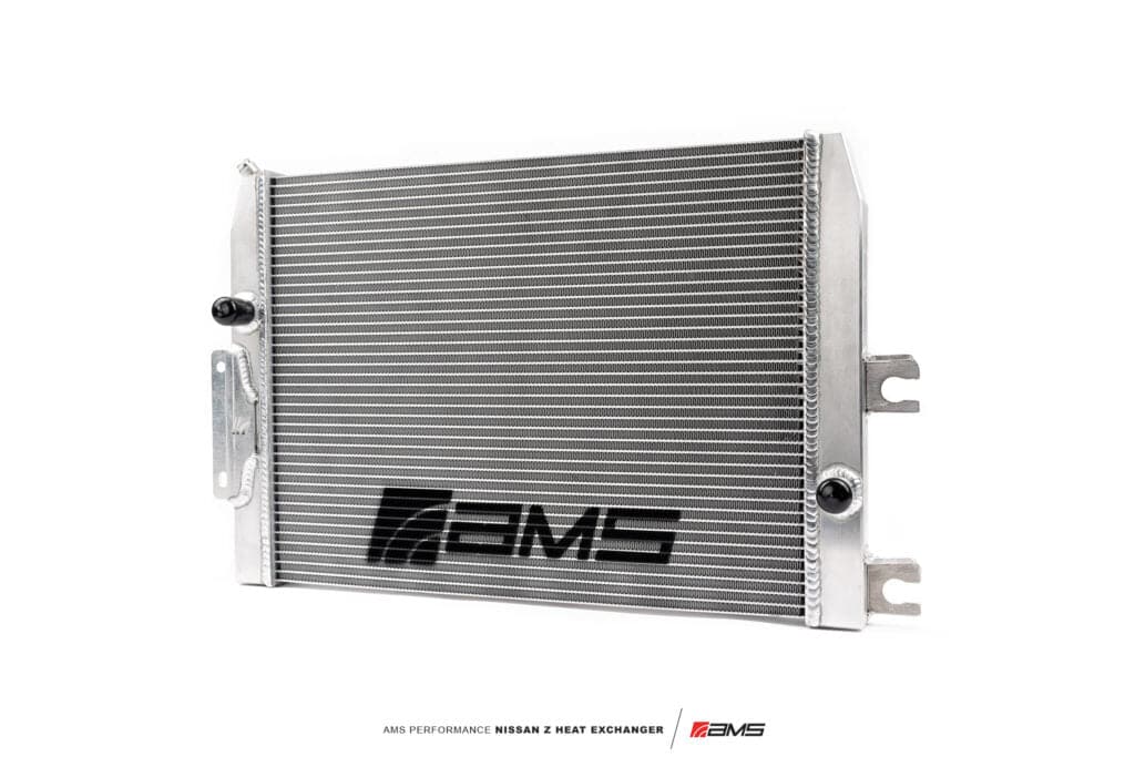 Intercambiador de calor Nissan Z AMS Performance 2023+ (AMS.47.02.0001-1)